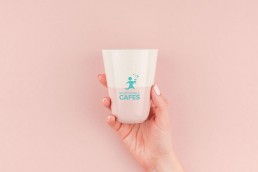 hand holding responsible cafe coffee cup